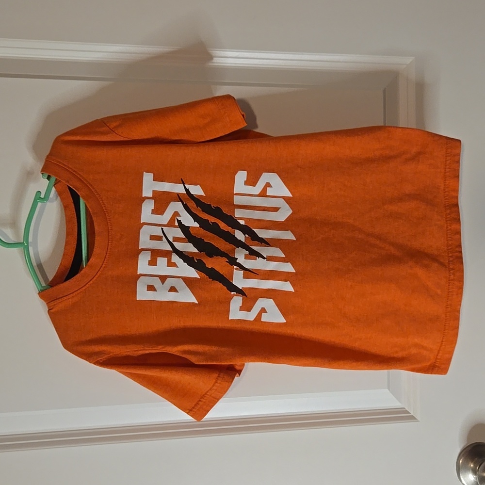Beast Status boys size 8 Spalding shirt sleeve orange shirt